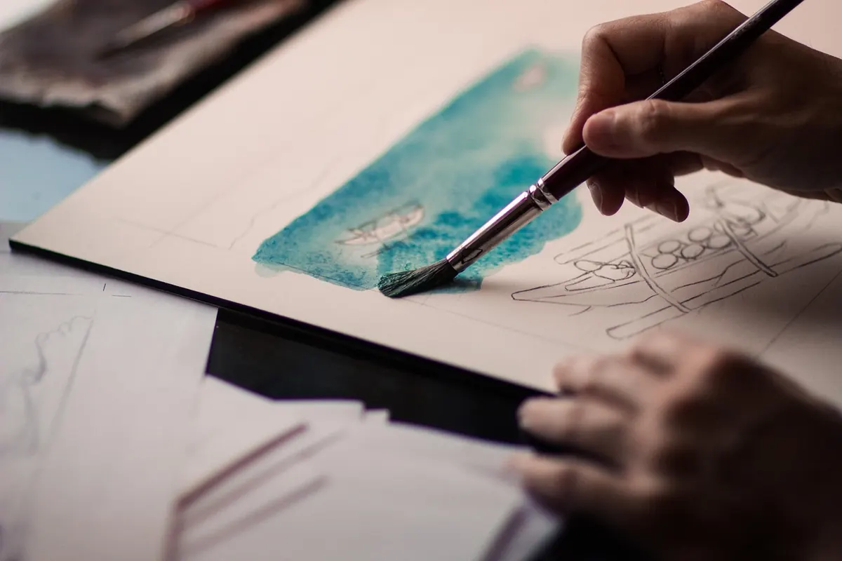 Watercolour Pencils vs Traditional Watercolours: Which Suits Your Sketching?